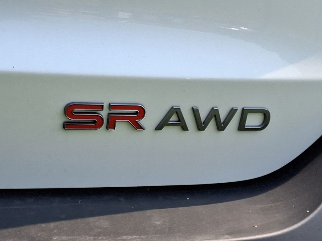 Used 2026 White Nissan SR image 9