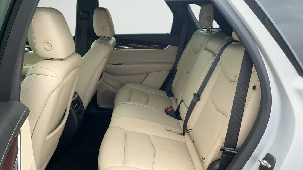 Used 2018 Silver Cadillac Premium Luxury image 20
