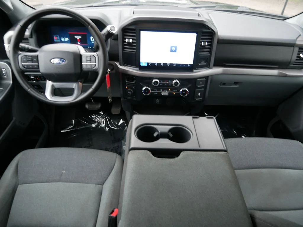 Used 2025 Black Ford XLT image 15