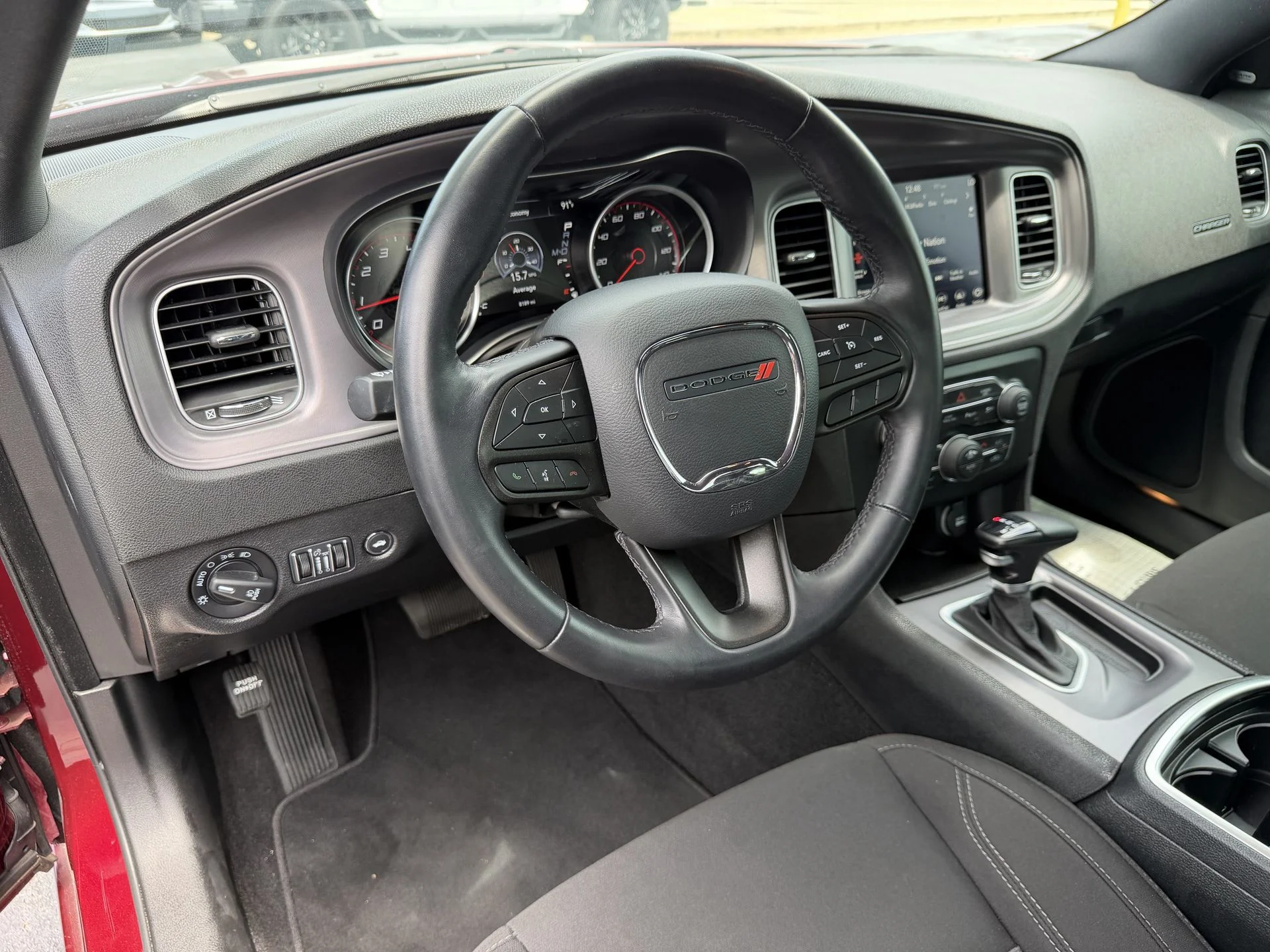 Used 2023 Octane Red Pearlcoat Dodge SXT image 4