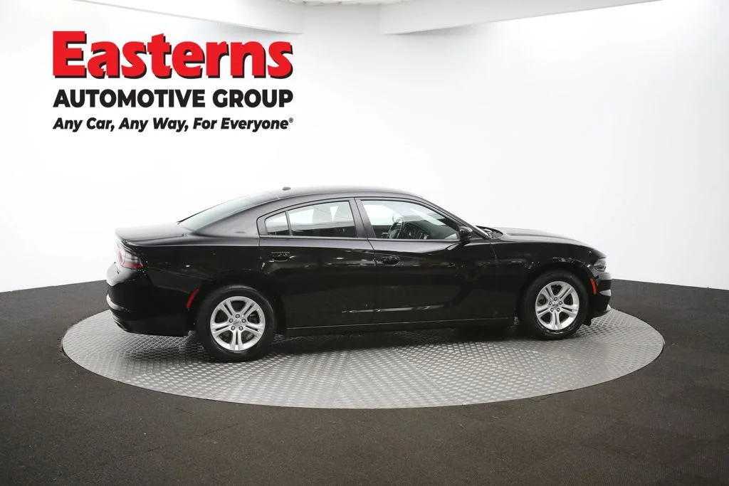Used 2022 Black Dodge SXT image 41
