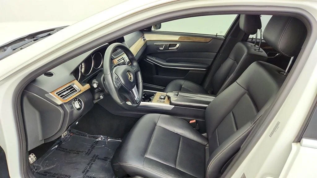 Used 2016 Polar White Mercedes-Benz 4dr Sedan E 350 Sport RWD w/ Premium Package & KEYLESS GO image 20
