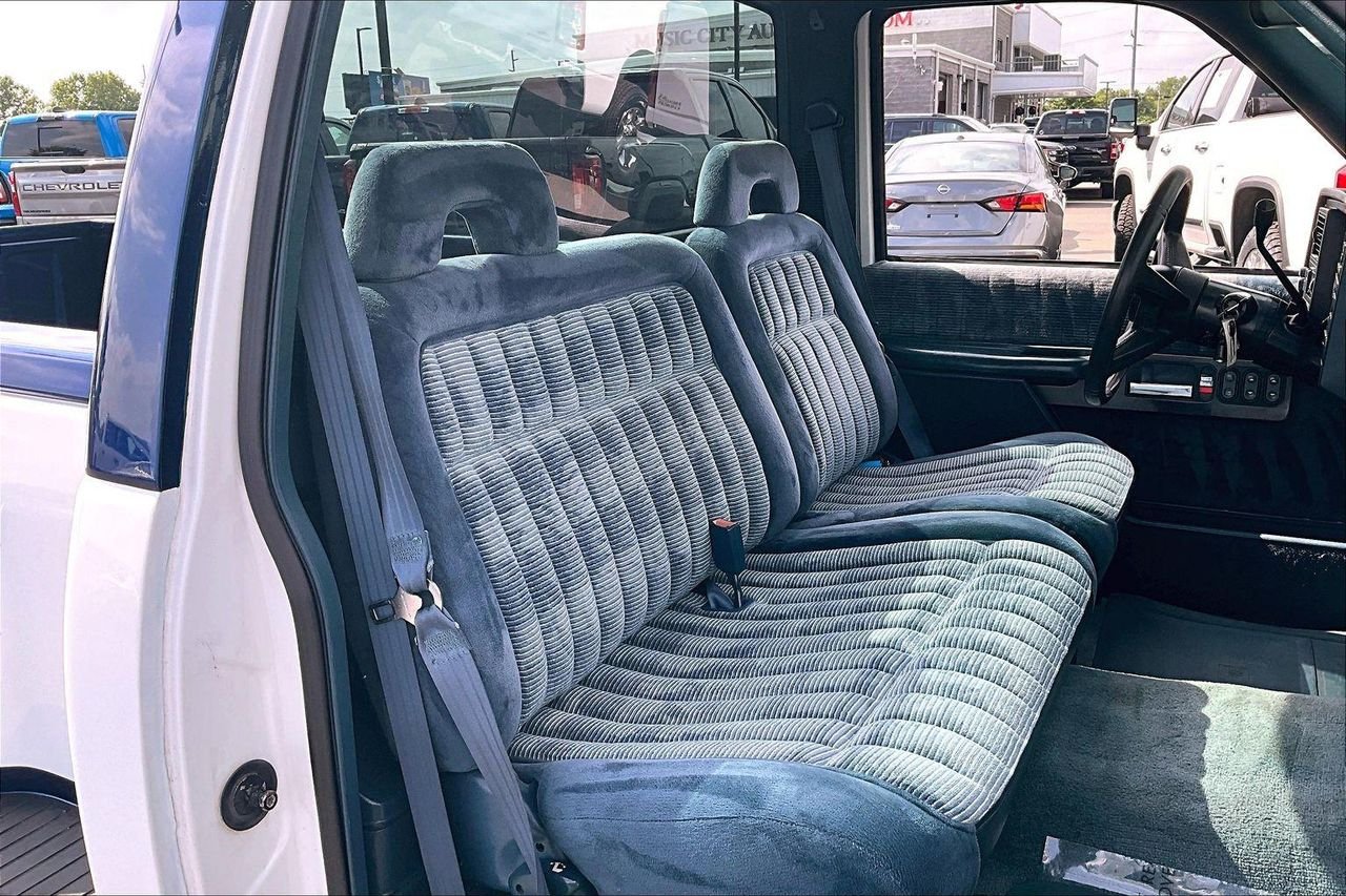 Used 1994 White GMC BYP image 22