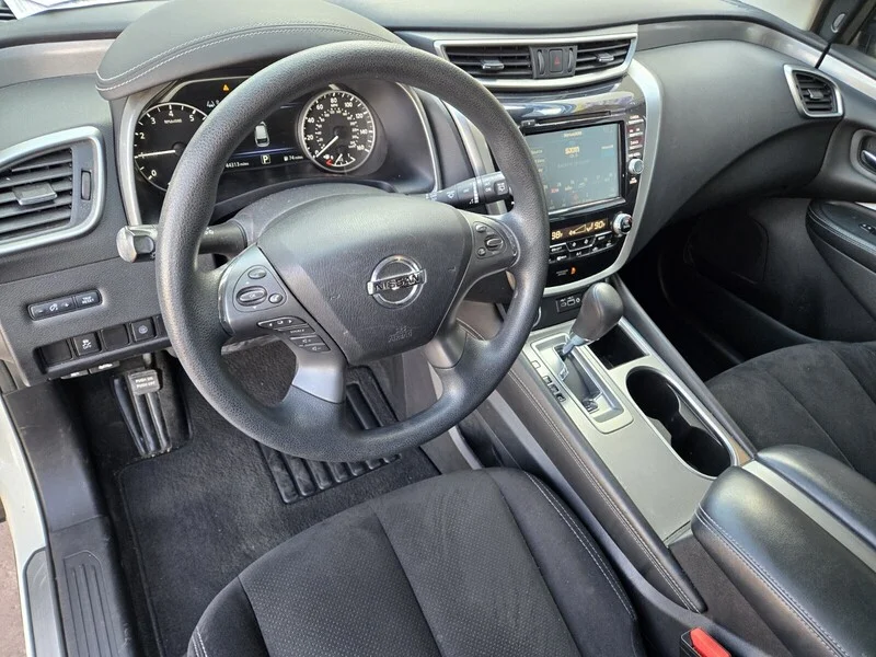 Used 2020 Pearl White Tricoat Nissan S image 8