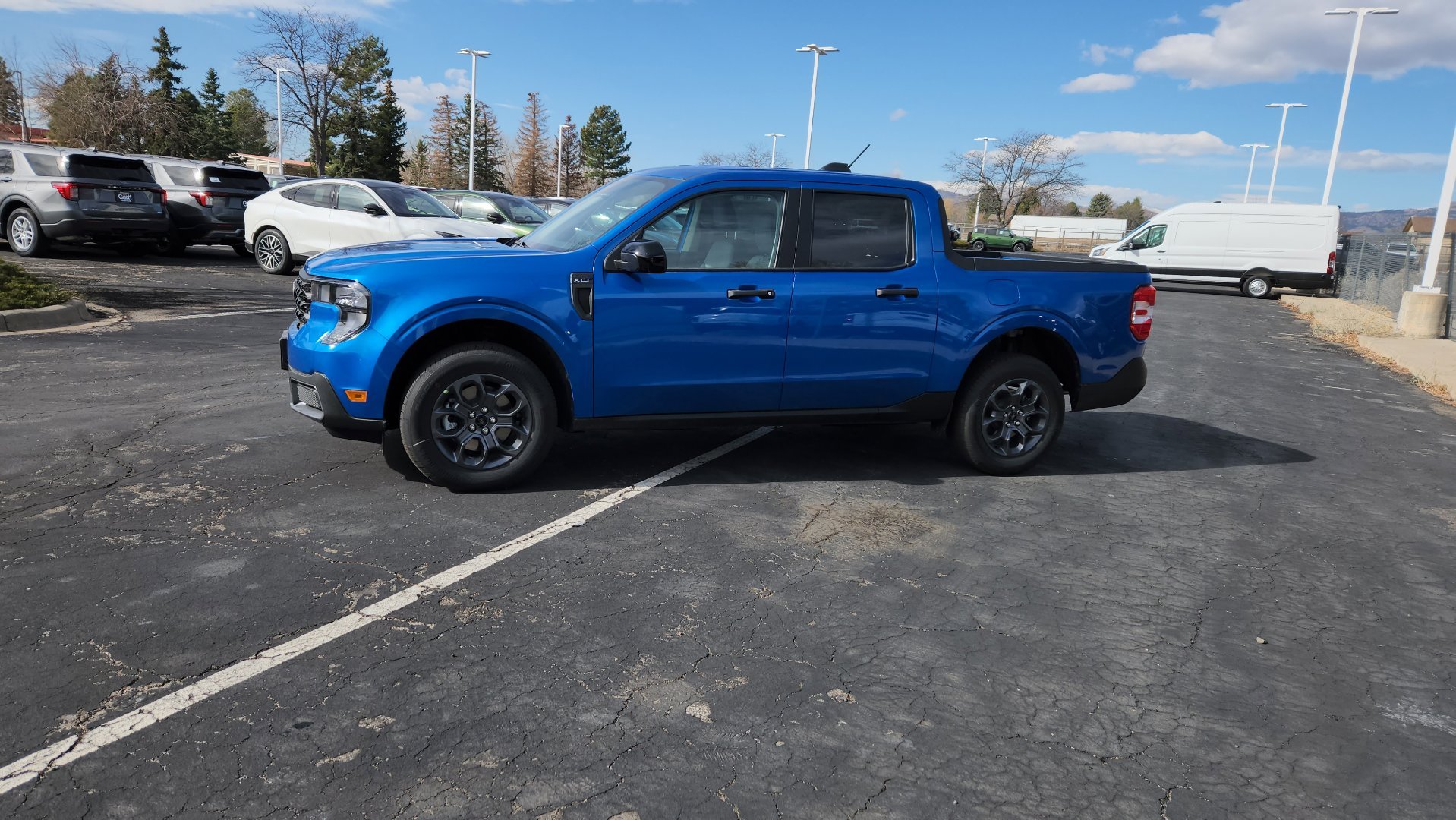 New 2026 Velocity Blue Ford XLT image 5