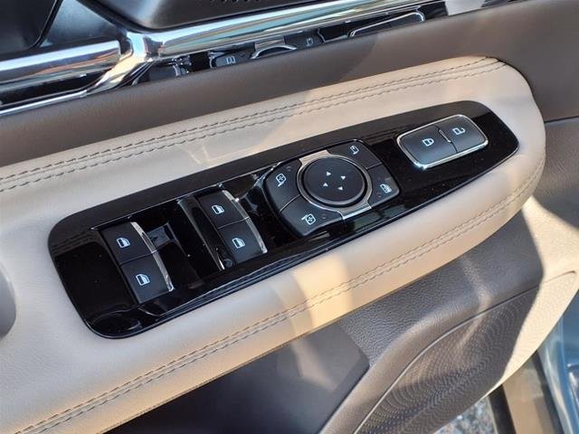 New 2024 Whisper Blue Lincoln Grand Touring image 6