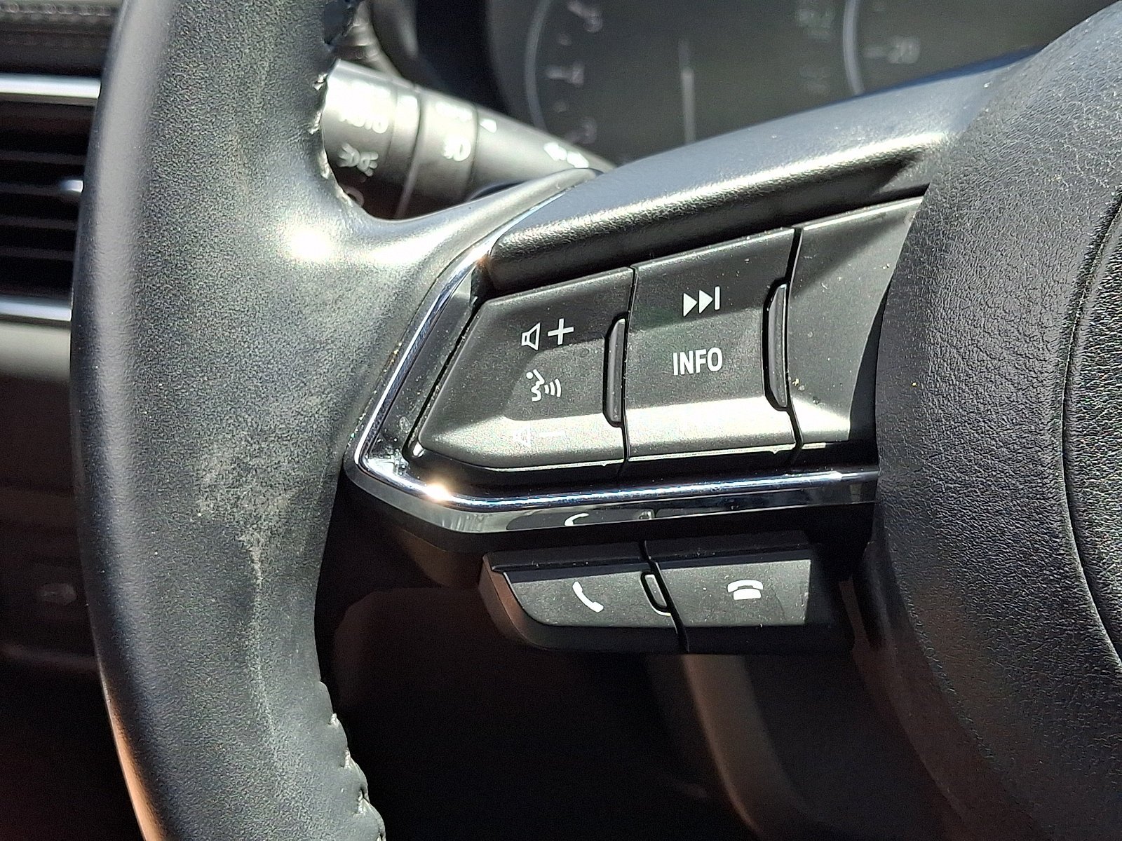 Used 2020 Machine Gray Metallic Mazda Grand Touring image 23