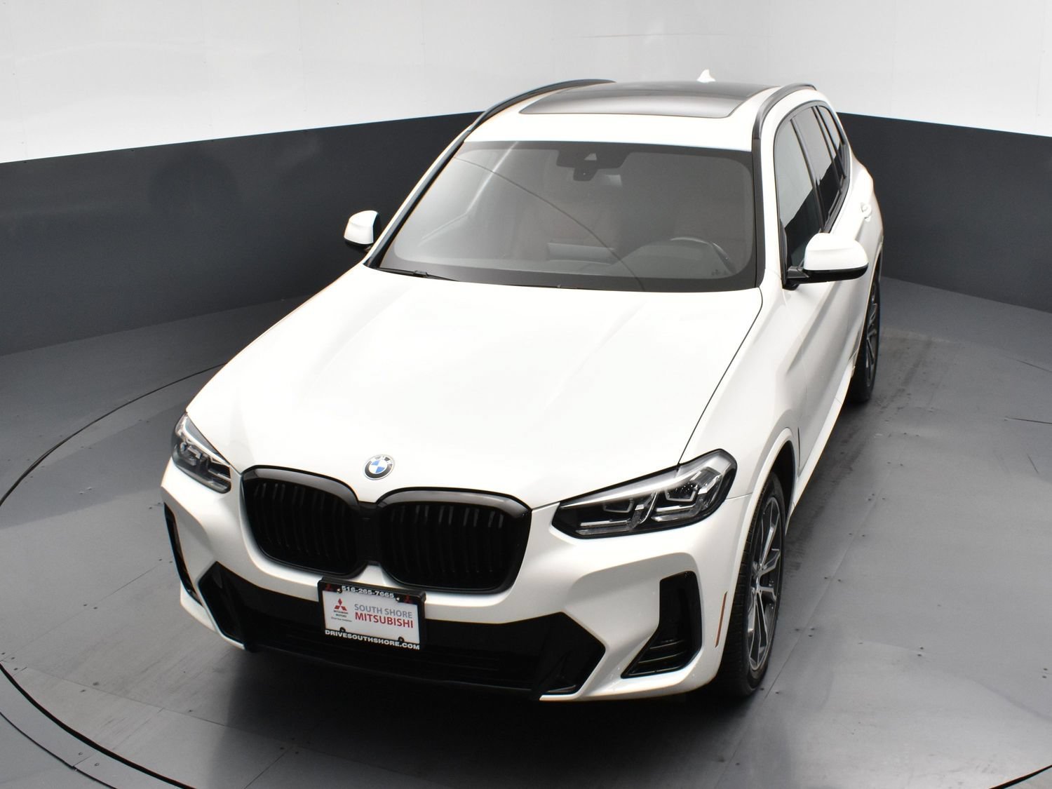 Used 2022 Alpine White BMW xDrive30i image 18