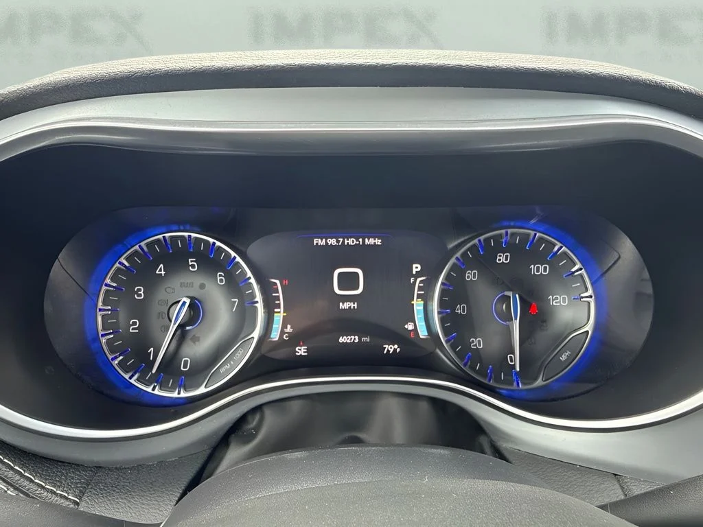 Used 2025 Black Chrysler Limited image 18