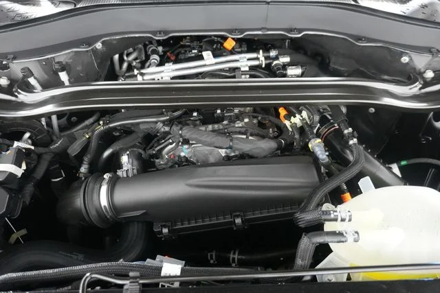 New 2026 Agate Black Metallic Ford Platinum™ image 35