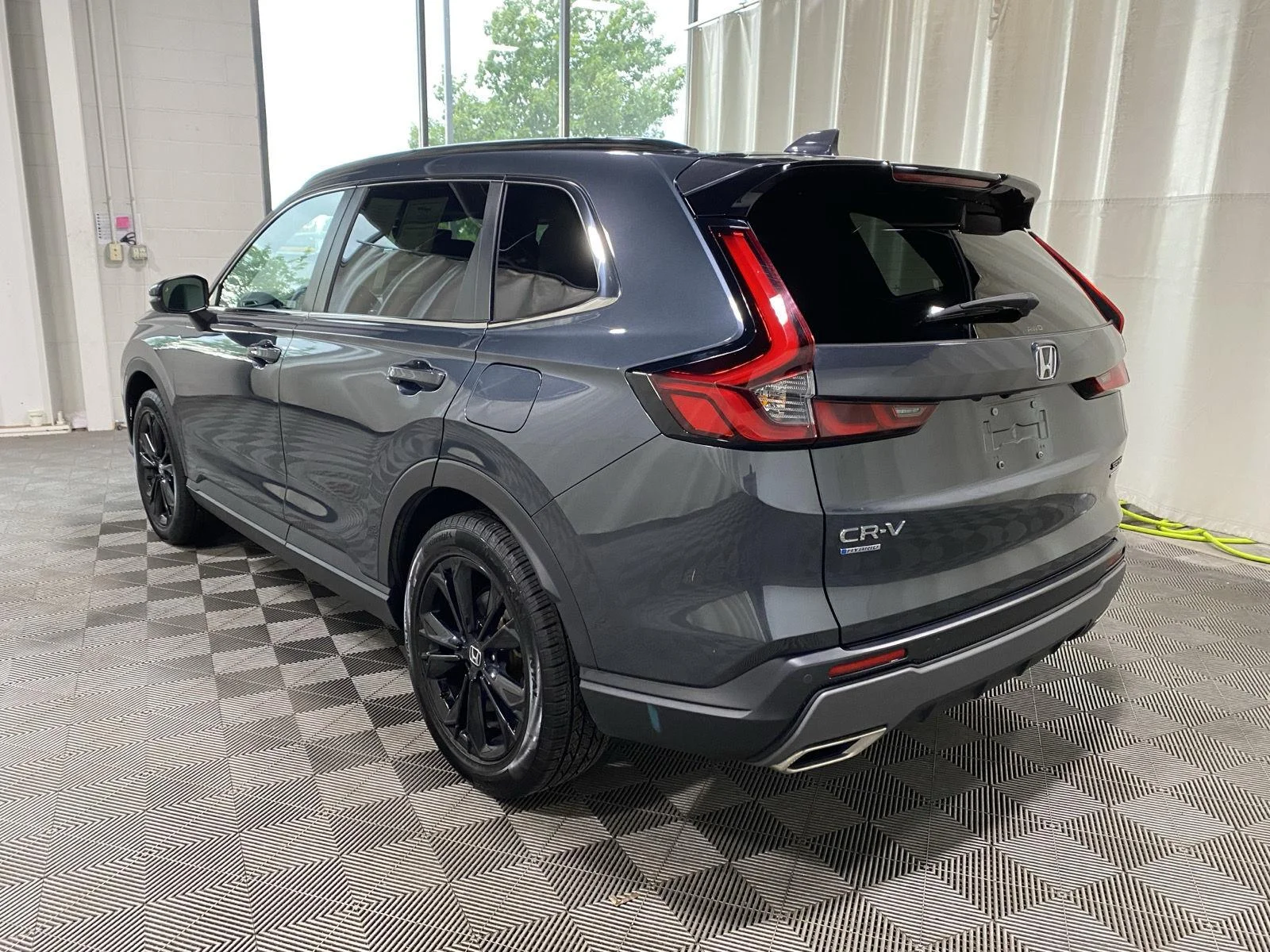 Used 2023 Meteorite Gray Metallic Honda Sport Touring image 6