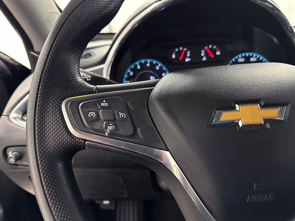 Used 2019 Blue Chevrolet LT image 33