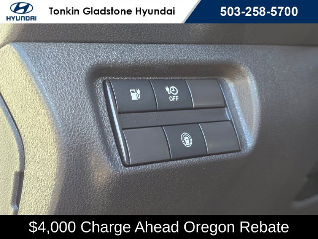 Used 2025 Glacier White Nissan S image 24