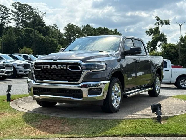 New 2026 Granite Crystal Metallic Clear-Coat Exterior Paint RAM Big Horn/Lone Star image 3
