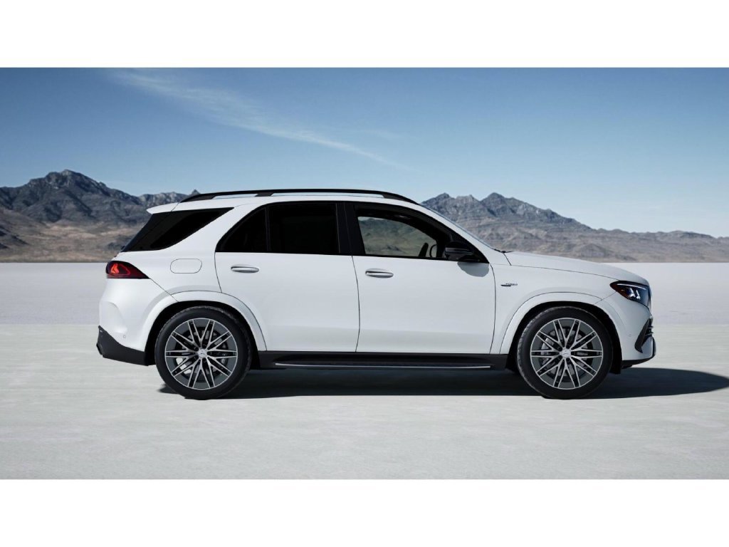 New 2027 MANUFAKTUR Moonlight White Metallic Mercedes-Benz GLE 53e AMG® image 2