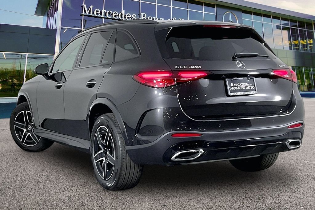 New 2026 Graphite Grey Metallic Mercedes-Benz GLC 300 image 3