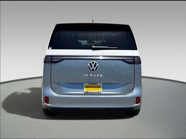 New 2025 Metro Silver W/Candy White Upper Volkswagen Pro S Plus image 5