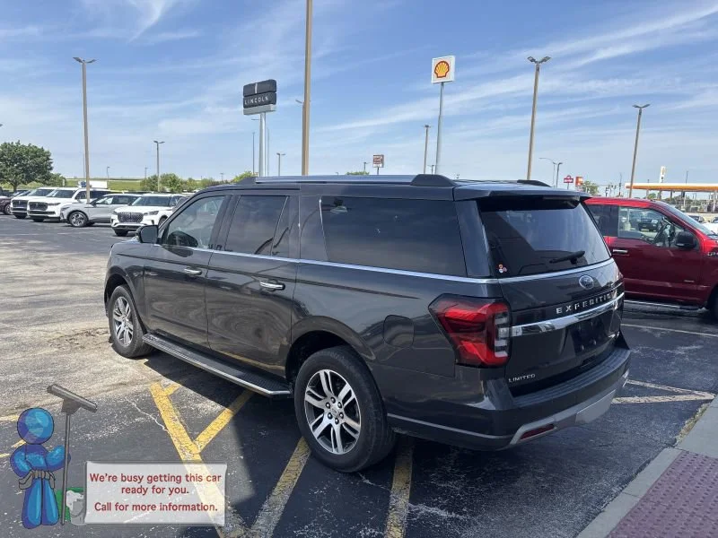 Used 2022 Dark Matter Metallic Ford Limited image 3
