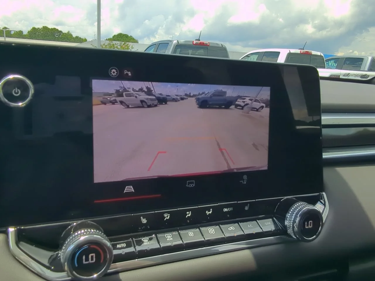 2026 GMC Canyon Elevation - Photo 19