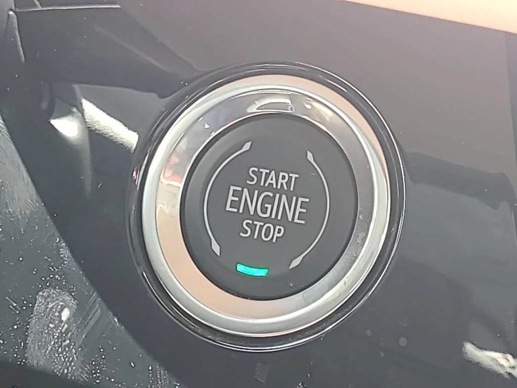 New 2026 Quartz Blue Metallic Buick Avenir image 22
