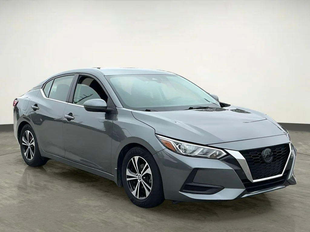 Used 2022 Gray Nissan SV image 9