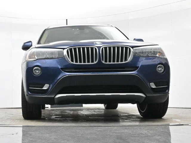 Used 2017 Blue BMW sDrive28i image 10