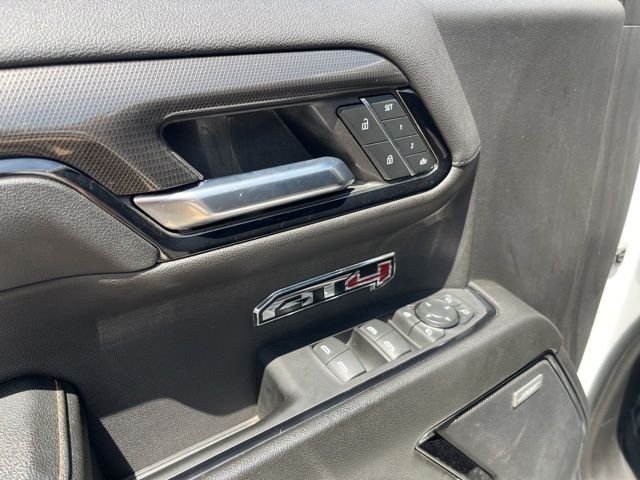 Used 2024 White GMC AT4 image 17