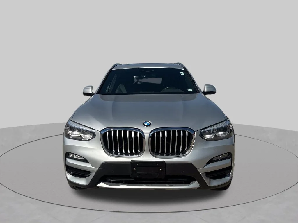 Used 2019 Silver BMW xDrive30i image 39