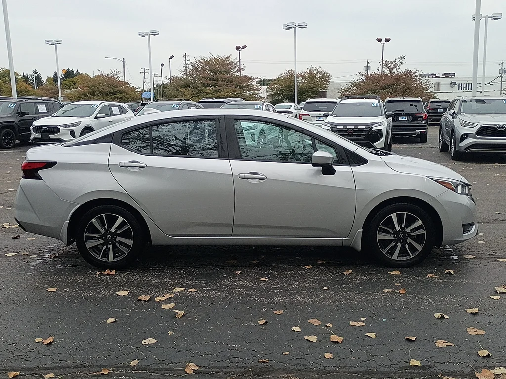 2024 Nissan Versa SV