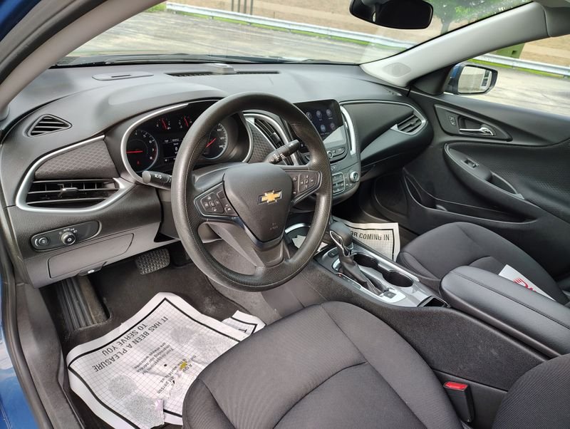 Used 2024 Blue Chevrolet LT image 14