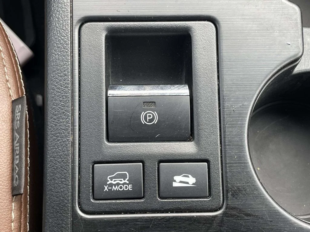 Used 2019 Crystal White Pearl Subaru Touring image 22