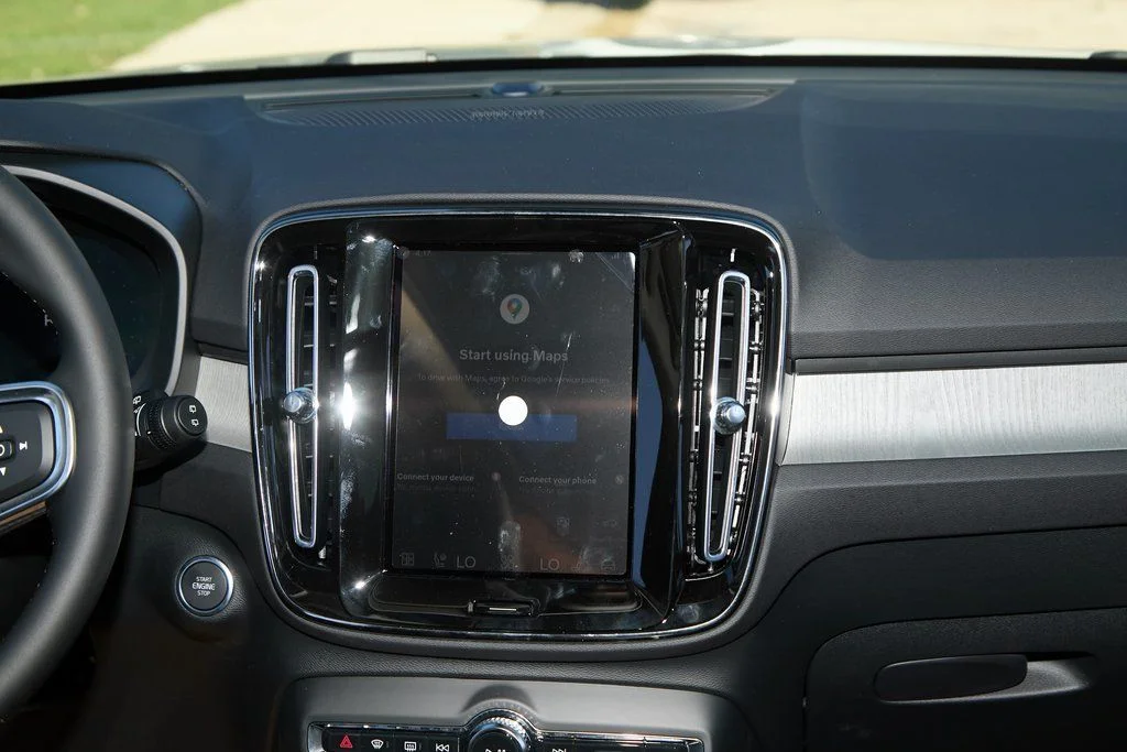 2026 Volvo XC40 Ultra - Photo 26