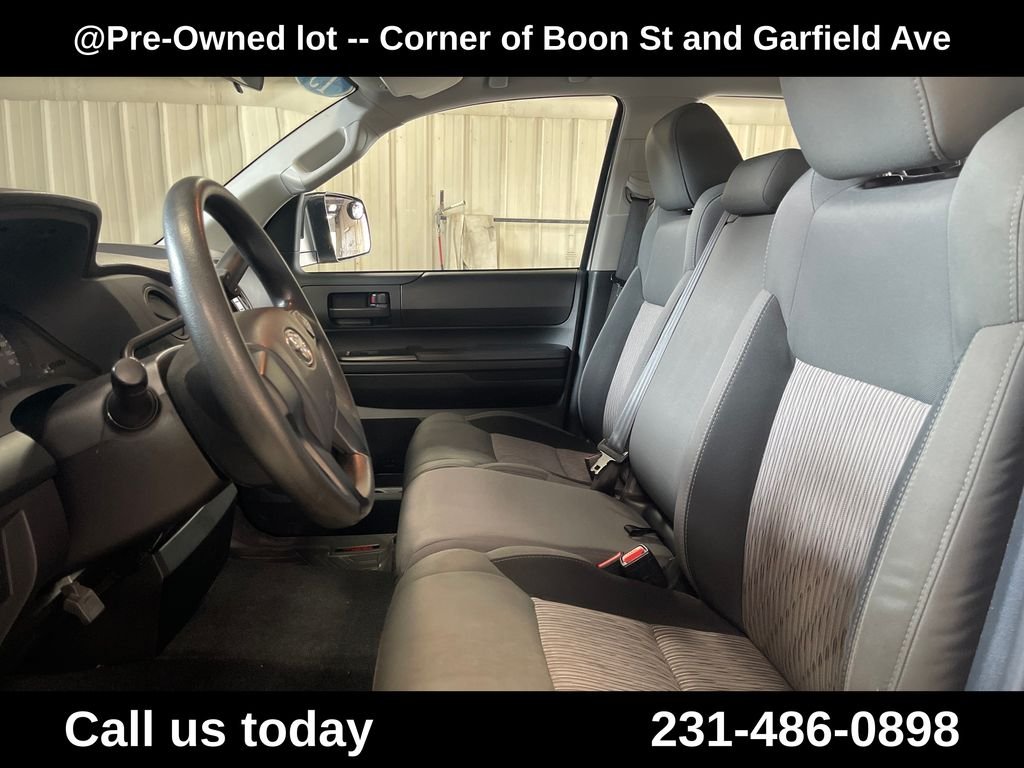 Used 2015 White Toyota SR image 14