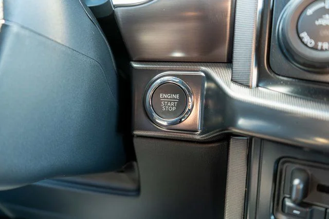 Used 2025 White Ford Platinum image 24