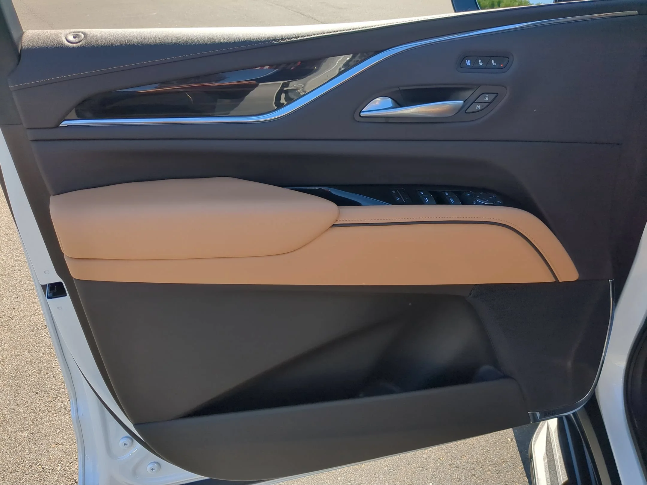 2024 Cadillac Escalade Premium Luxury - Photo 20