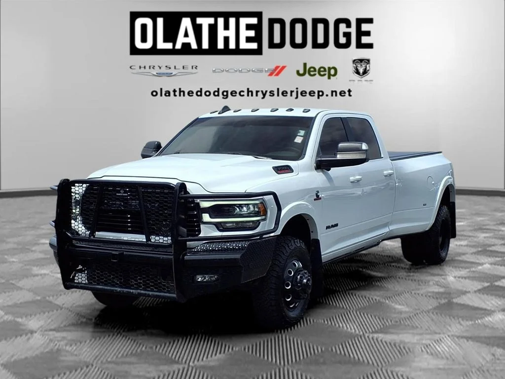 2022 RAM 3500 Laramie 4X4 Crew Cab LWB's photo