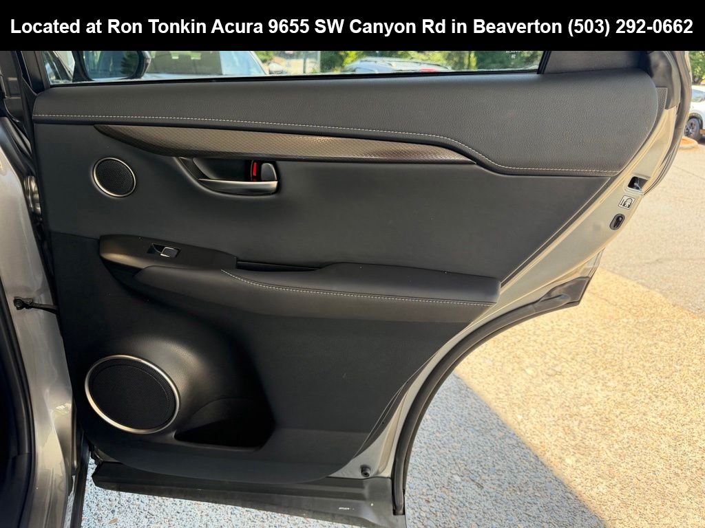 Used 2019 Atomic Silver Lexus 300h image 27