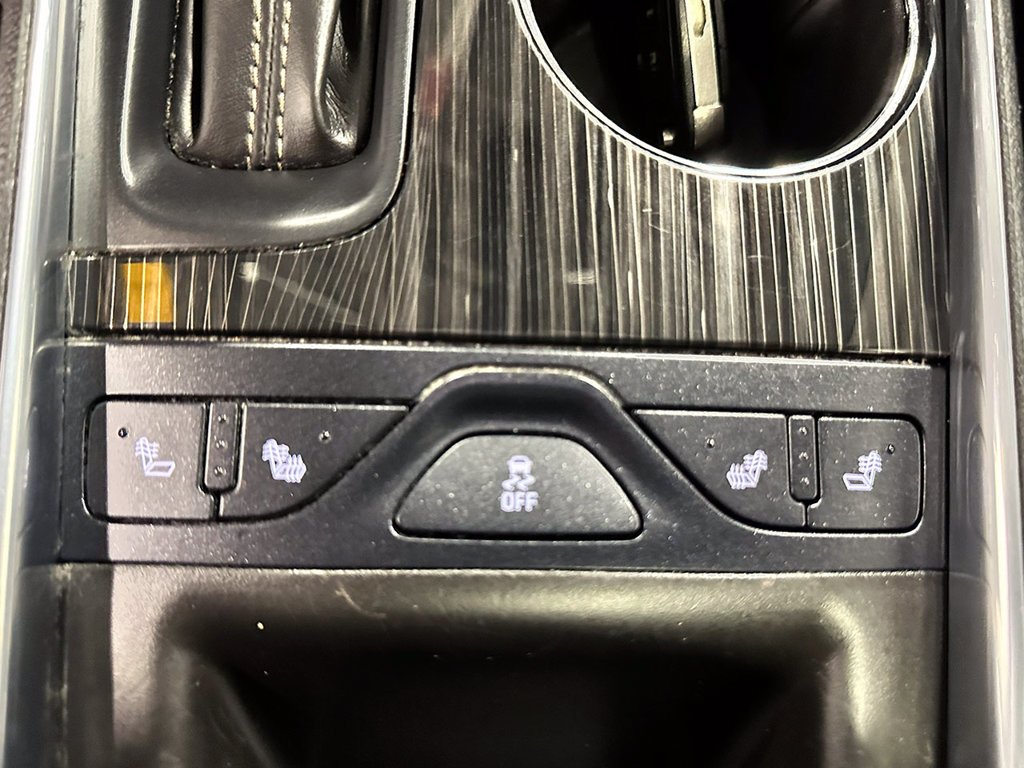 Used 2017 Black Chevrolet LT image 38