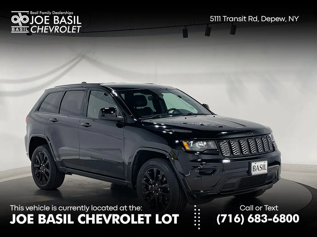 Used 2022 Black Jeep Laredo X image 1