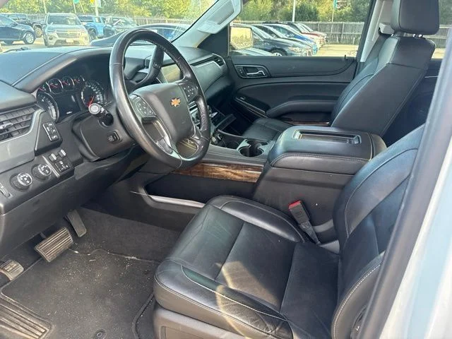 Used 2020 White Chevrolet LT image 10