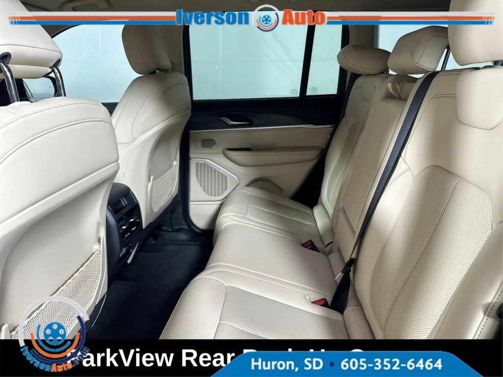 Used 2022 Baltic Gray Metallic Clearcoat Jeep Limited image 25