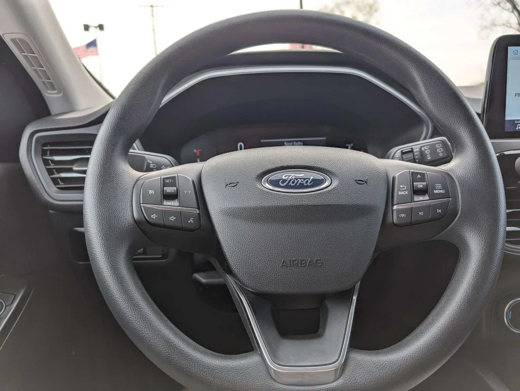 Used 2025 Silver Ford Active image 15