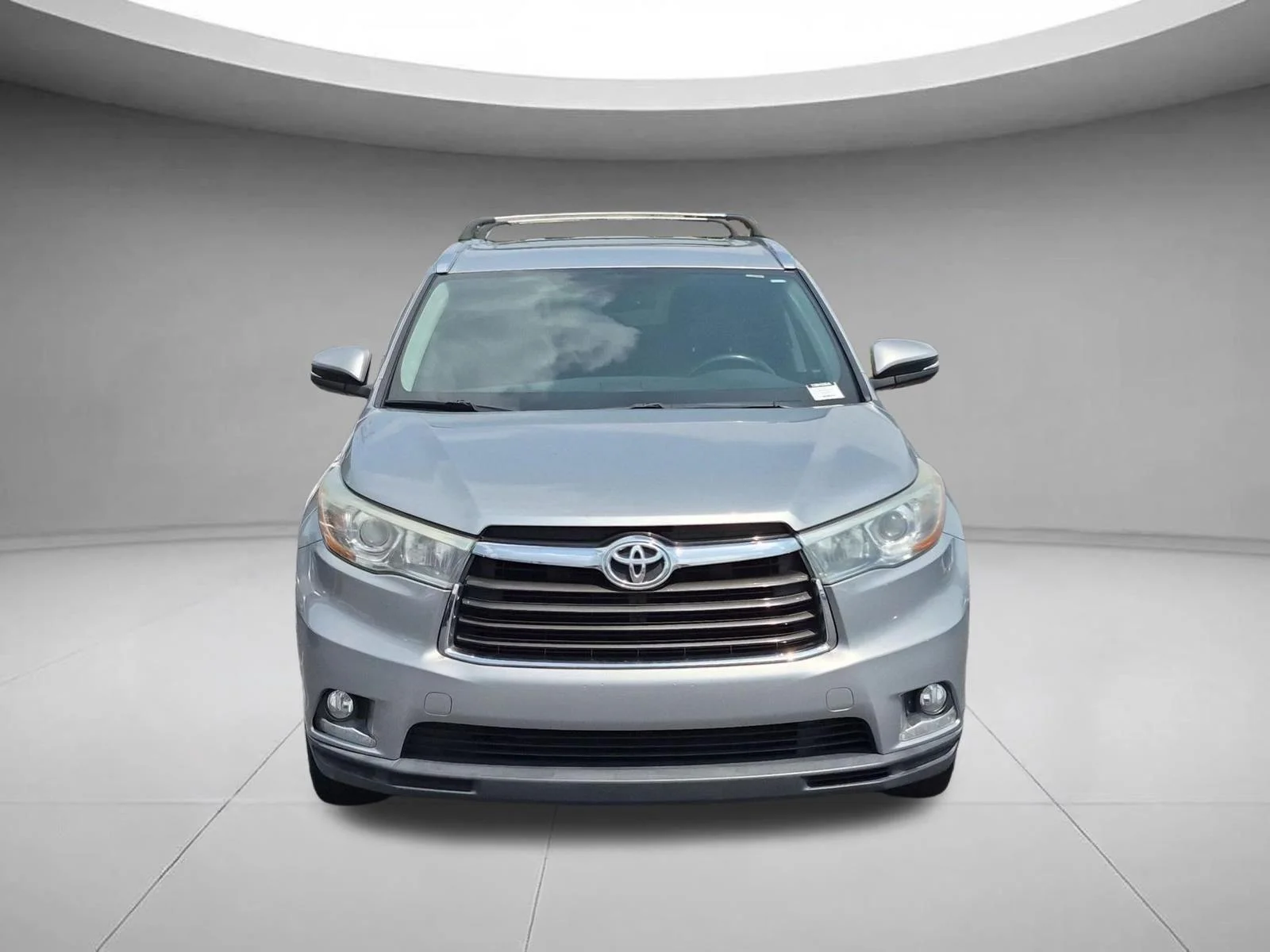 Used 2014 Silver Sky Metallic Toyota Limited image 8