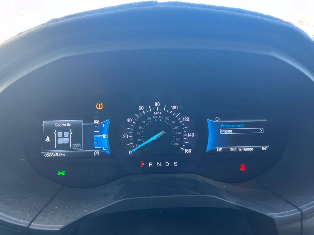 Used 2024 Blue Ford SE image 12