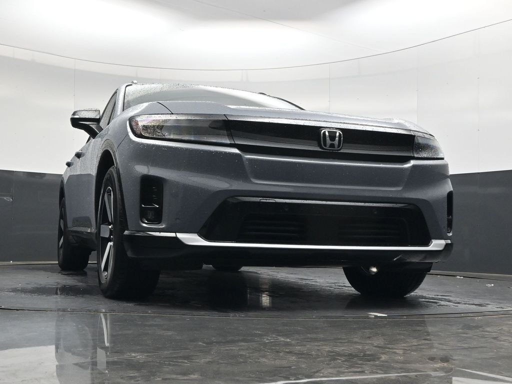 Used 2024 Gray Honda Touring image 31