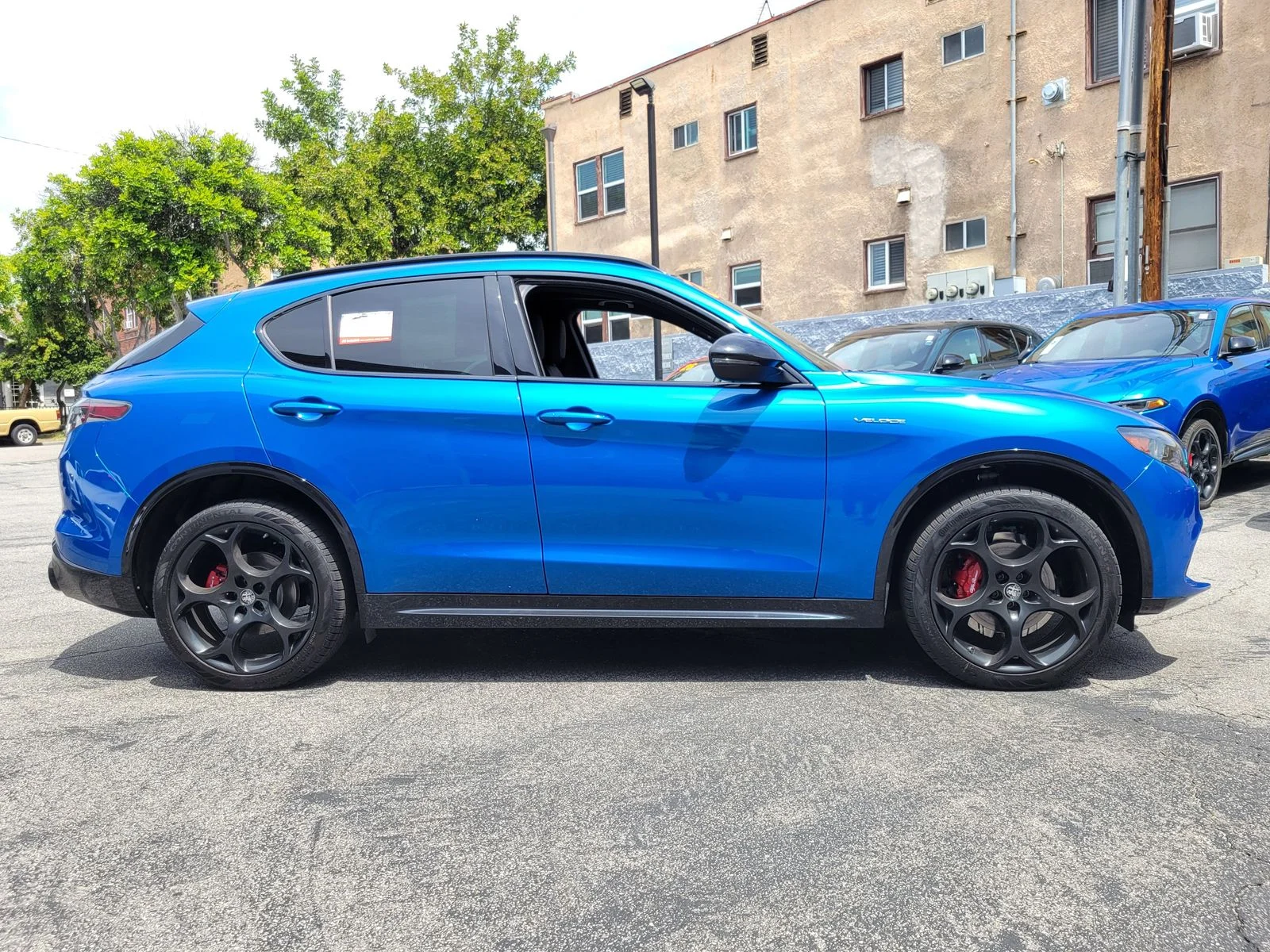 Used 2026 Blue Alfa Romeo Base image 30