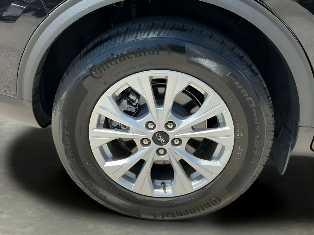 Used 2025 Black Ford Active image 53