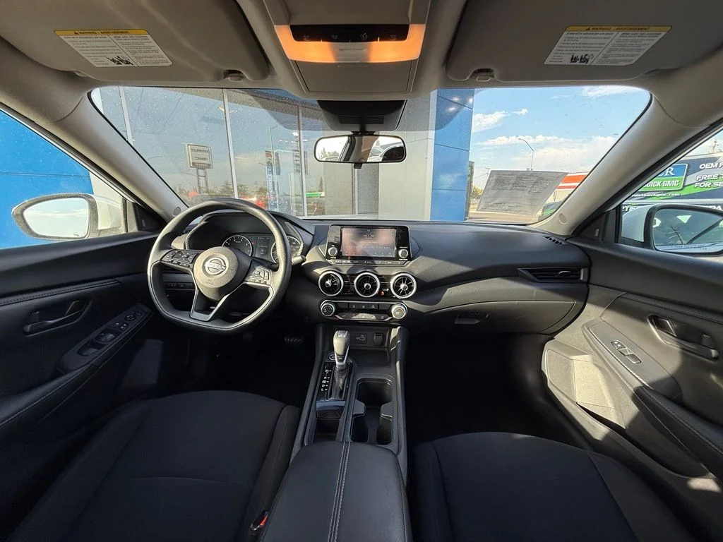Used 2024 White Nissan S image 18
