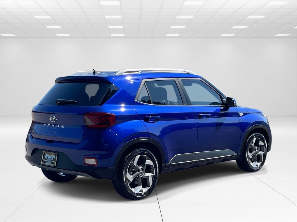Certified Used 2023 Blue Hyundai SEL image 6
