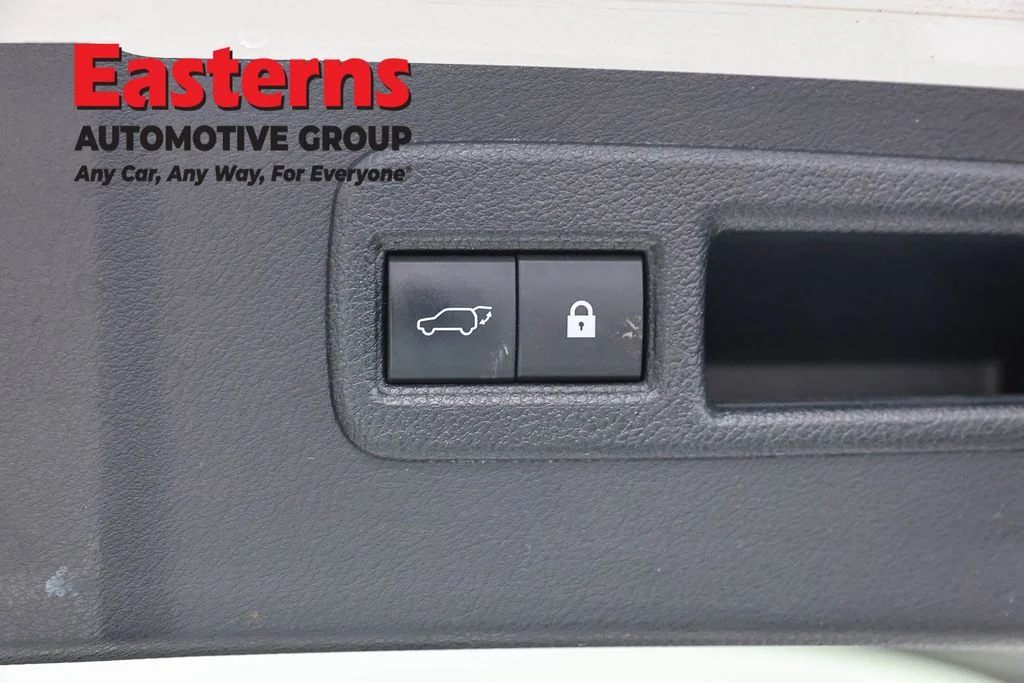 Used 2020 White Lexus 300 Base image 22